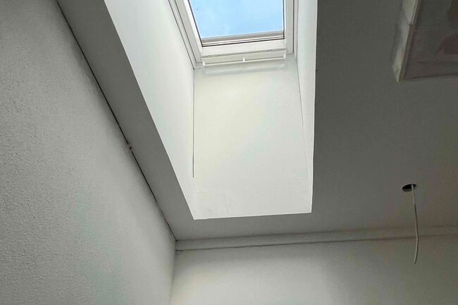 Dachfenster in der Regendusche