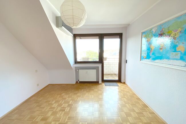 92492279_Schlafzimmer A