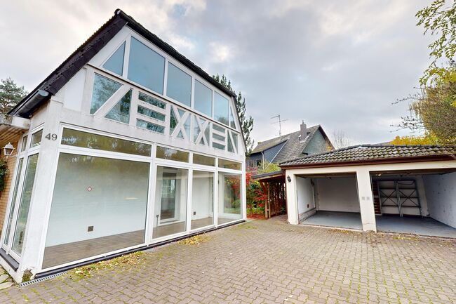 Freifläche zur Garage