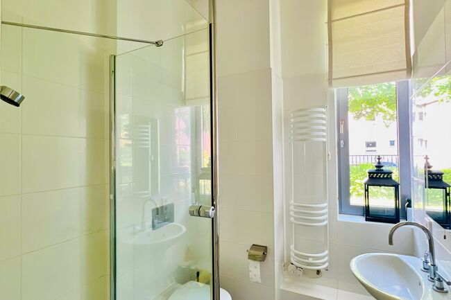 Gästebad mit Dusche