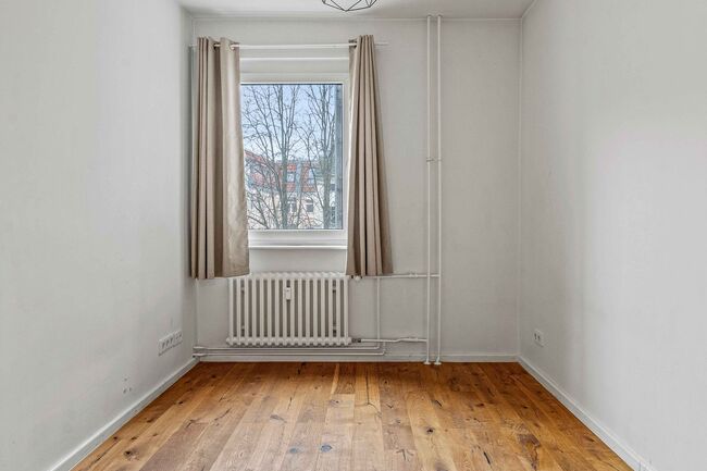 Schlafzimmer zum ruhigen Innenhof 